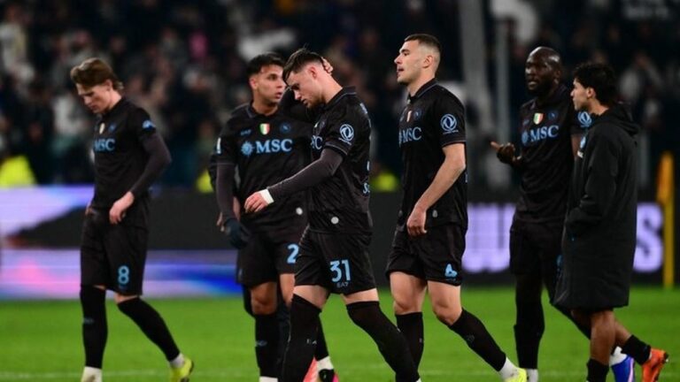 Antonio Conte Tegaskan Napoli Belum Out dari Persaingan Scudetto Meski Kalah dari Juventus