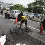 Bina Marga DKI Jakarta Perbaiki 70 Ruas Jalan Berlubang Pascabanjir