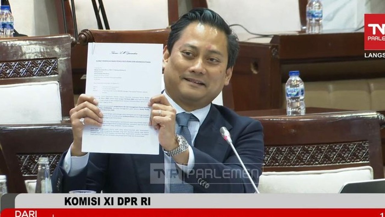 Calon Deputi BI Thomas Djiwandono Tunjukkan Bukti Keluar dari Partai Gerindra