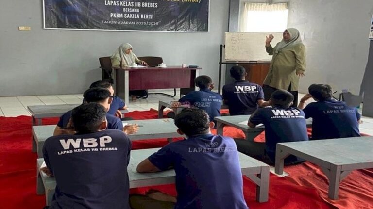 Kemenimigrasi Fasilitasi Pendidikan Kesetaraan Paket A hingga C bagi Narapidana Kemenimigrasi Fasilitasi Pendidikan Kesetaraan Paket A hingga C bagi Narapidana