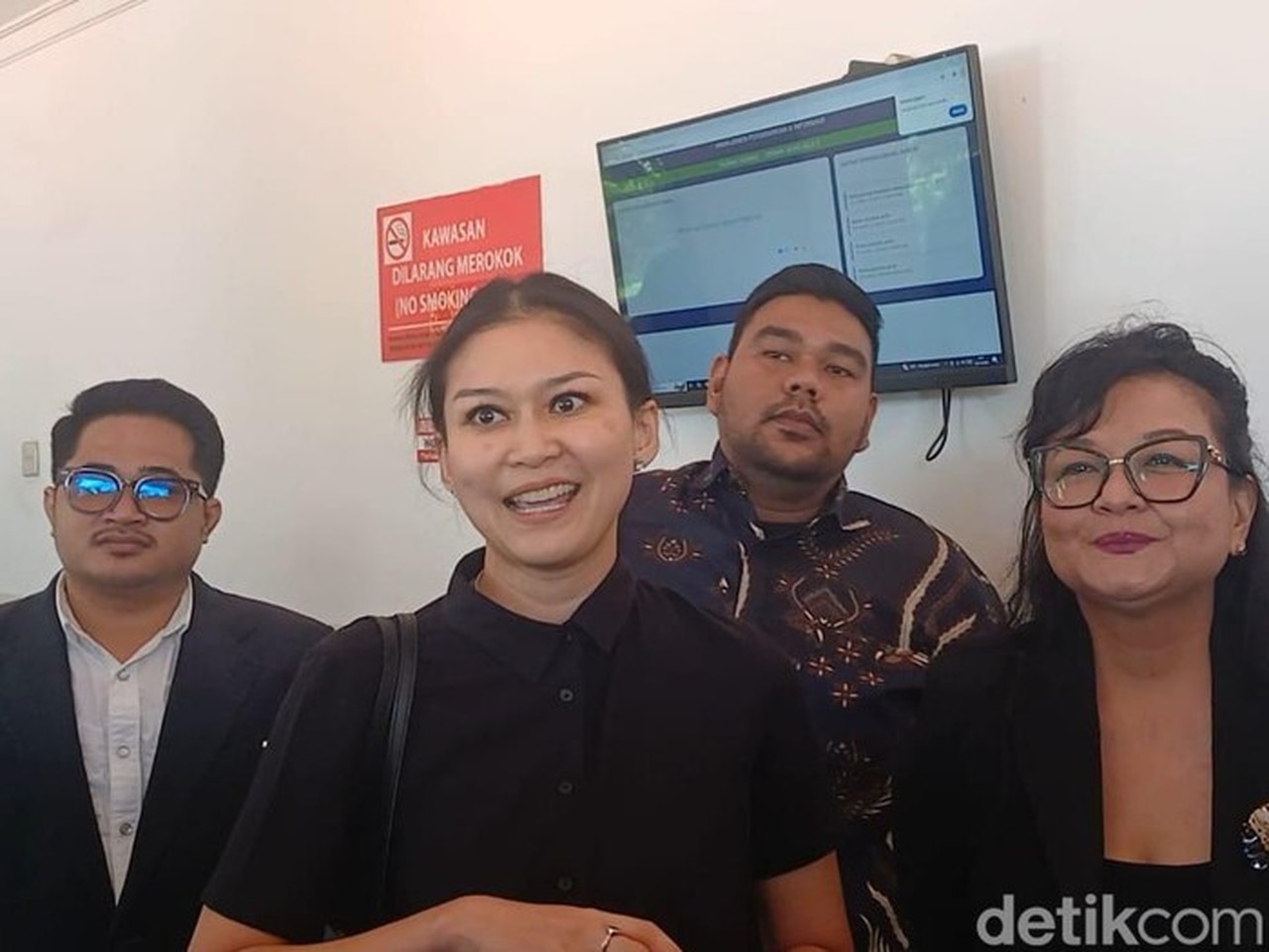 Marissa Anita dan Andrew Trigg Resmi Bercerai, Hakim Kabulkan Gugatan Seluruhnya