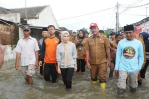 Bupati Serang Pastikan Bantuan Maksimal untuk Korban Banjir dan Longsor