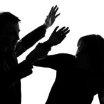 Cemburu Buta, Pria di Malang Bacok Istri Setelah Lihat Panggilan Telepon dari Pria Lain