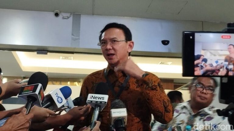 Ahok Pastikan Hadir Jadi Saksi Kasus Korupsi Minyak Rp 285 Triliun Hari Ini Ahok Pastikan Hadir Jadi Saksi Kasus Korupsi Minyak Rp 285 Triliun Hari Ini