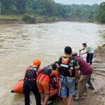 Lansia di Lebak Tenggelam Saat Coba Seberangi Sungai Ciujung dengan Batang Pisang