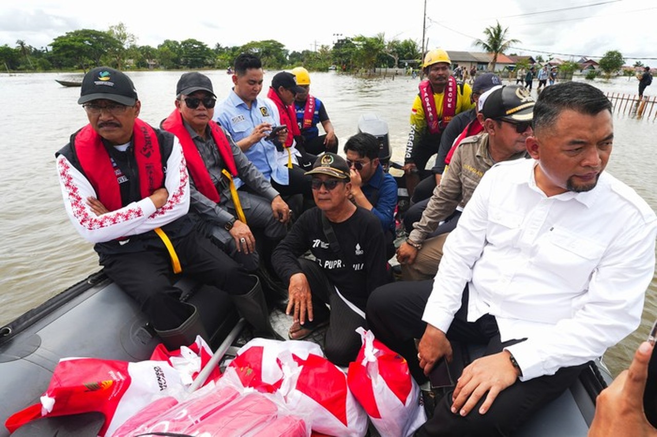 Mensos Pastikan Kebutuhan Dasar Pengungsi Banjir Kalsel Terpenuhi, Bantuan Tunai Disiapkan
