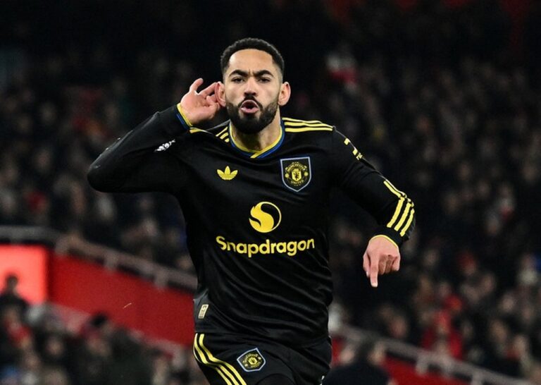 Matheus Cunha Terancam Sanksi FA Akibat Ucapkan Kata Kasar Saat Selebrasi Gol Kemenangan MU Matheus Cunha Terancam Sanksi FA Akibat Ucapkan Kata Kasar Saat Selebrasi Gol Kemenangan MU