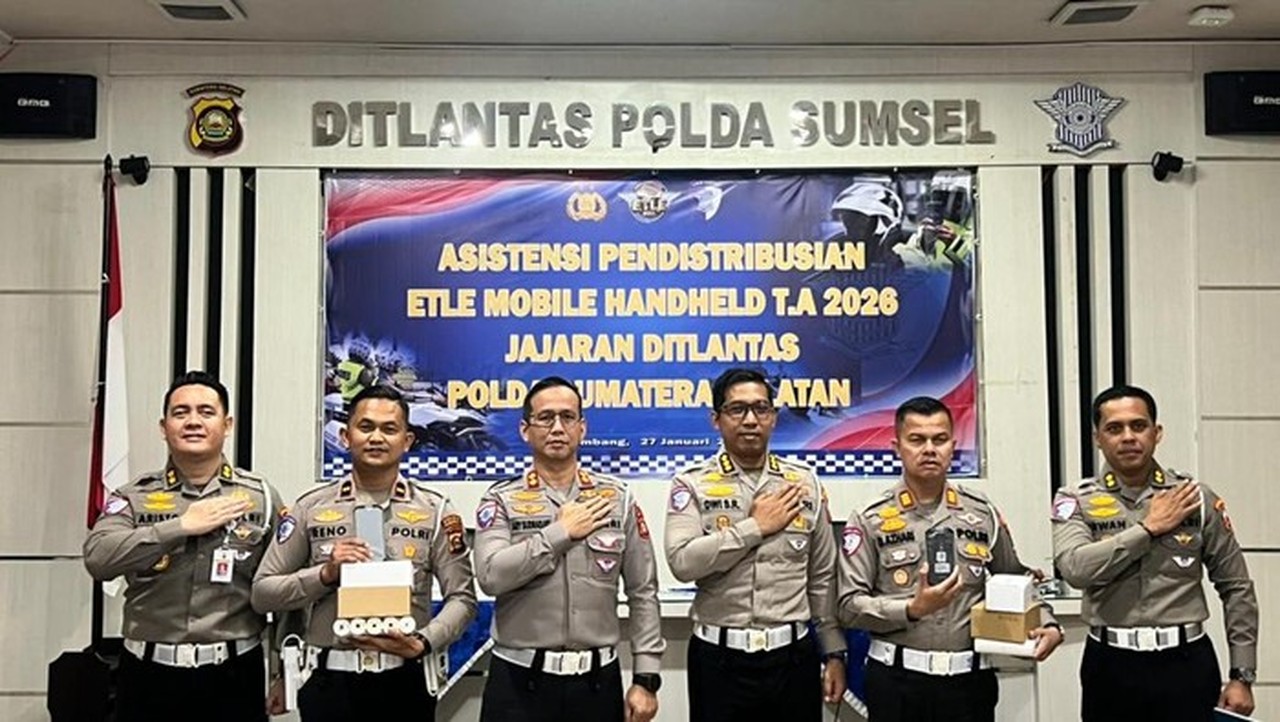 Korlantas Polri Operasikan ETLE Mobile Handheld di Sumsel untuk Penegakan Hukum Modern
