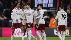 Arsenal Terancam Disalip Manchester City, Gary Neville Ingatkan Ancaman Pep Guardiola