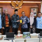 Mensos Ajak Kadinsos Kalsel Awasi Ketat Penyaluran Bansos, Data Dinamis Jadi Kunci