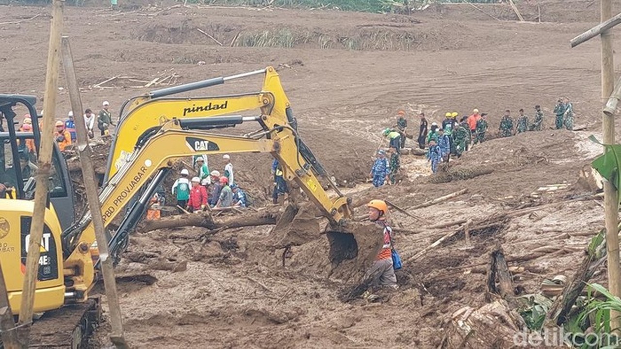 Longsor Cisarua Meluas, Kepala Basarnas Sebut Dampak Mencapai Lebih dari 30 Hektare