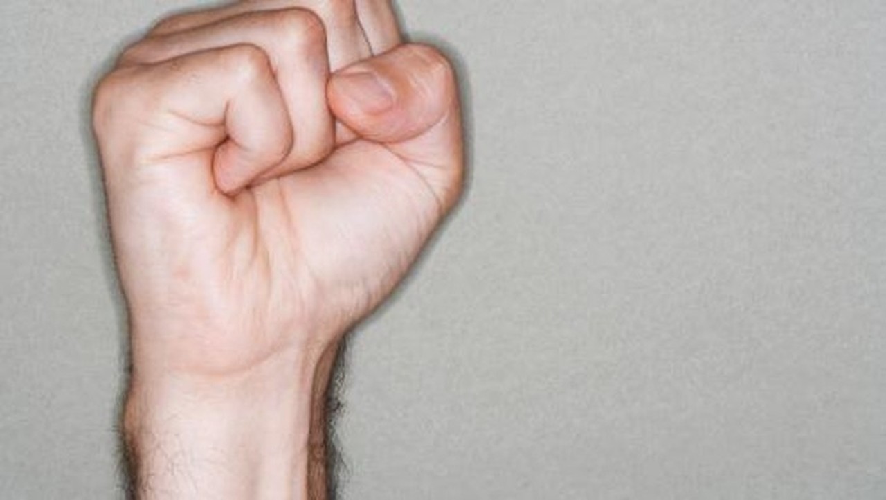 Aksi Arogan Sejoli Merokok Sambil Berkendara di Palmerah, Berujung Pukulan Aksi Arogan Sejoli Merokok Sambil Berkendara di Palmerah, Berujung Pukulan