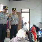 Sespimti Polri Salurkan Bantuan untuk Korban Longsor Cisarua, Bandung Barat