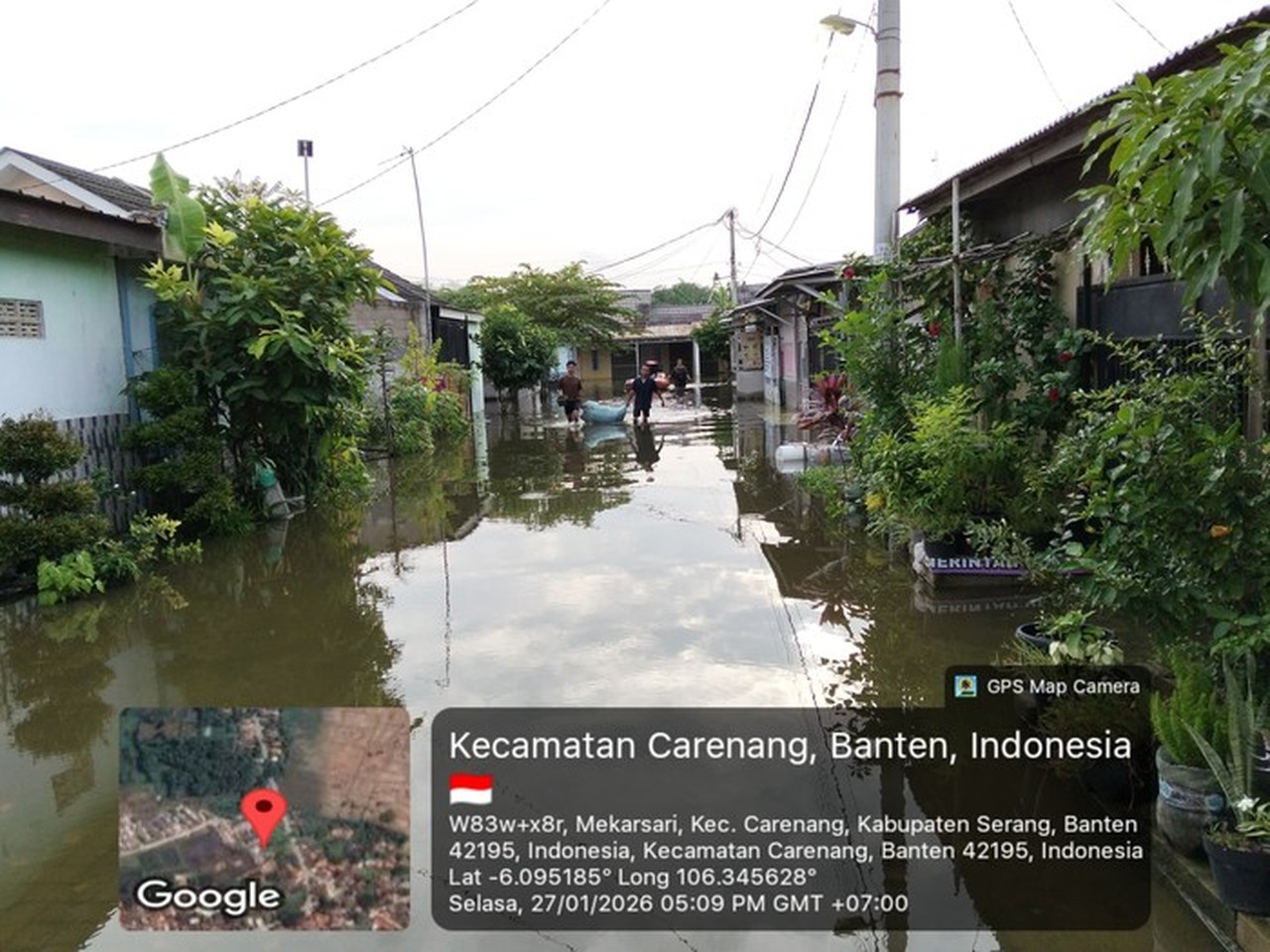 Banjir Kabupaten Serang Meluas, Ketinggian Air di Carenang dan Binuang Capai 1,2 Meter Banjir Kabupaten Serang Meluas, Ketinggian Air di Carenang dan Binuang Capai 1,2 Meter