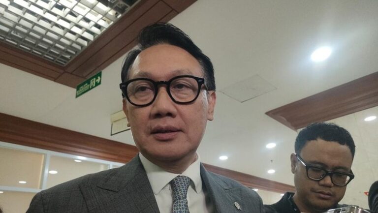 Wamenlu Pastikan Teknokrat Palestina Terlibat dalam Dewan Perdamaian Internasional