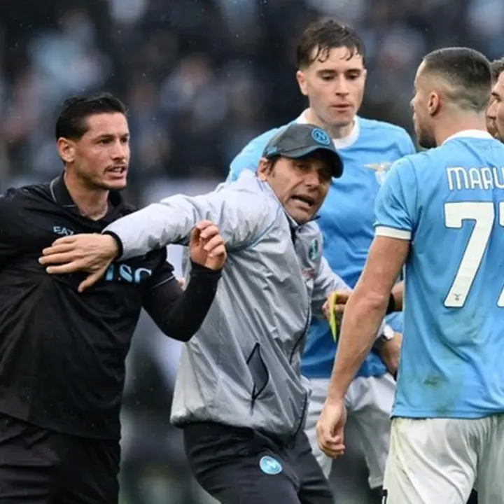 Tensi Memanas di Olimpico: Lazio vs Napoli Berakhir 3 Kartu Merah, Napoli Menang 2-0