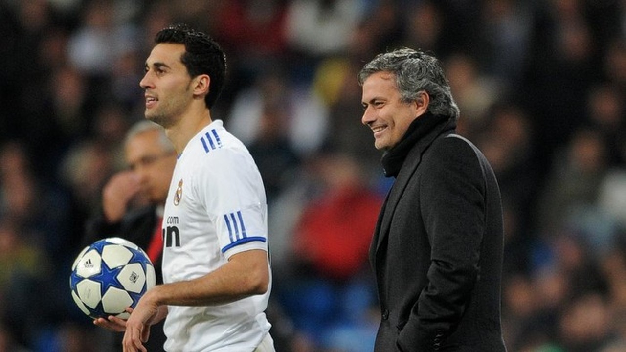 Jelang Benfica vs Real Madrid: Mourinho Akui Keinginan Arbeloa Sukses, Tapi…