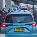 Mobil Listrik Mogok di Flyover Kebayoran Lama, Lalu Lintas Arah Pakubuwono Tersendat Parah