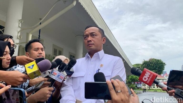 Aturan Kenaikan Gaji Hakim Ad Hoc Rampung, Tinggal Menunggu Tanda Tangan Presiden Prabowo Aturan Kenaikan Gaji Hakim Ad Hoc Rampung, Tinggal Menunggu Tanda Tangan Presiden Prabowo