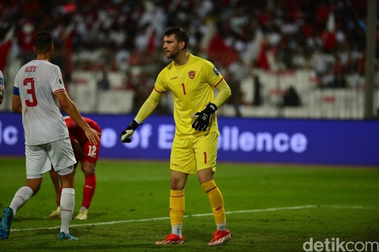 Deretan Pemain Berdarah Indonesia yang Pernah Bela Ajax Amsterdam, Siapa Selanjutnya? Deretan Pemain Berdarah Indonesia yang Pernah Bela Ajax Amsterdam, Siapa Selanjutnya?