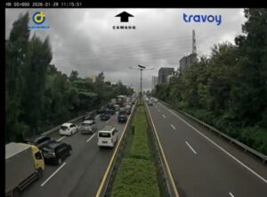 Arus Kendaraan dari Tol Cikampek dan Jagorawi Lumpuhkan Lalu Lintas Cawang