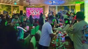 Hotel Tentrem Semarang Sajikan Silent Disco Bertema 90-an untuk Perayaan Tahun Baru 2026