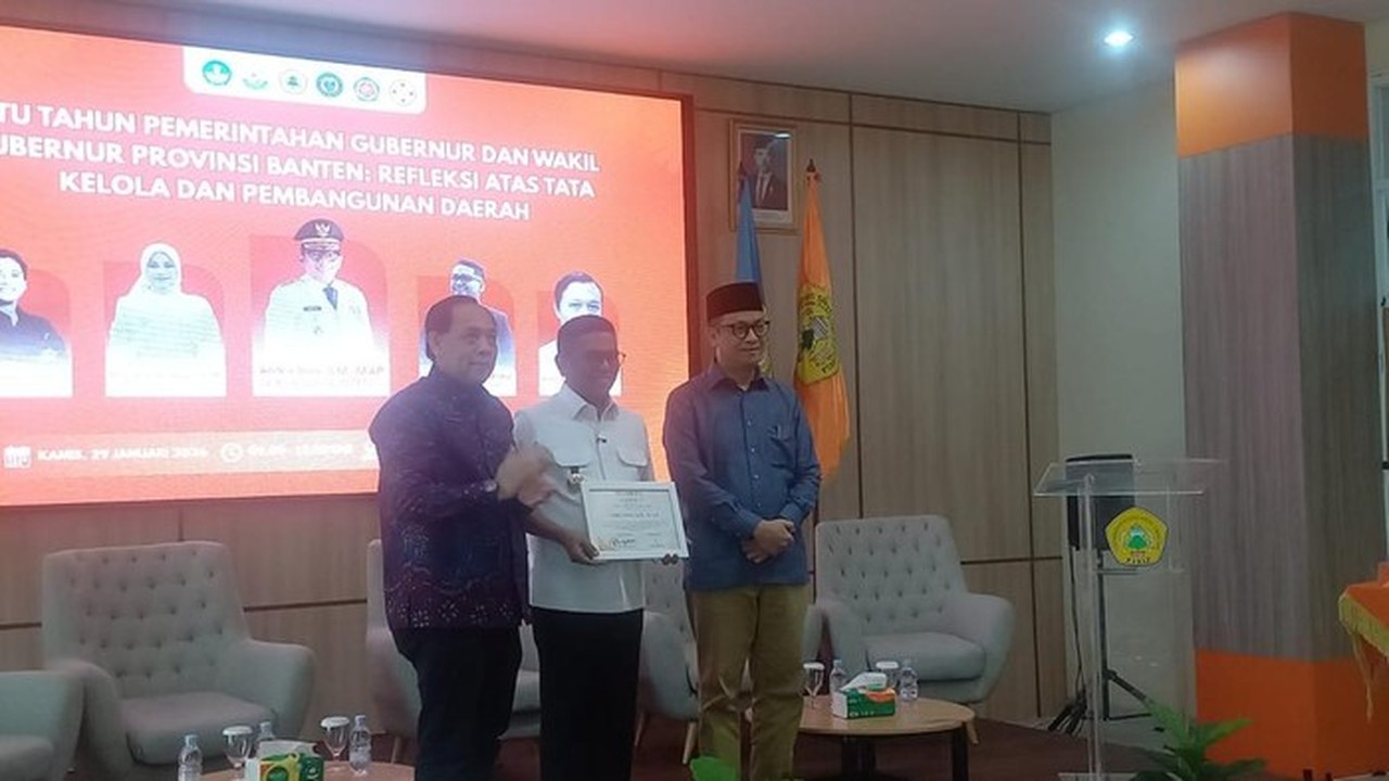 Setahun Menjabat, Gubernur Banten Andra Soni Akui Siap Dihujat Demi Pembangunan Setahun Menjabat, Gubernur Banten Andra Soni Akui Siap Dihujat Demi Pembangunan
