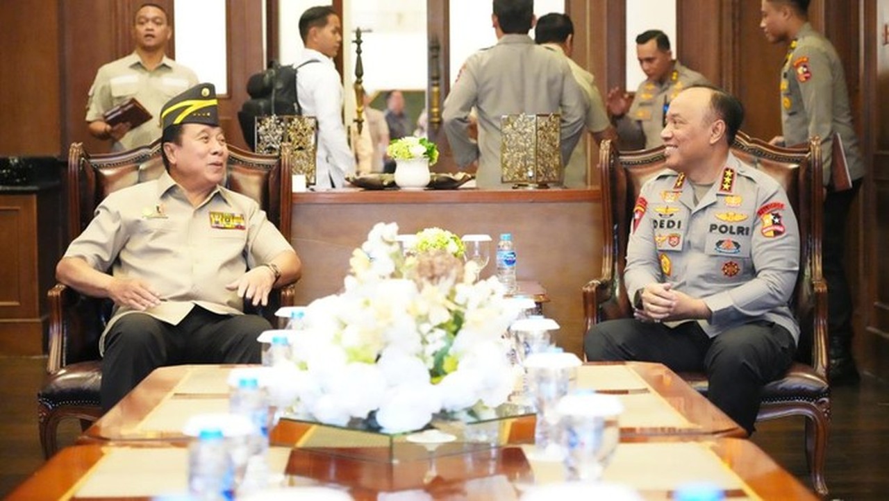 Purnawirawan Polri Dukung Sikap Kapolri: Institusi Idealnya di Bawah Presiden