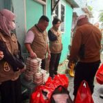 Polisi dan SPPG Teluk Pucung Bekasi Salurkan 500 Paket Makanan untuk Korban Banjir
