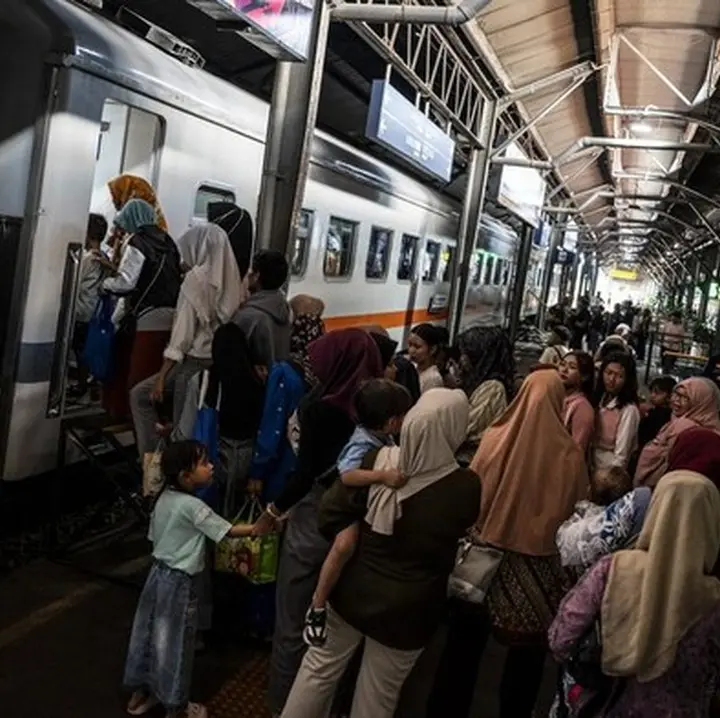 Libur Nataru 2026: KAI Daop 1 Jakarta Catat 54.448 Penumpang Tiba, Total 811.038 Tiket Terjual