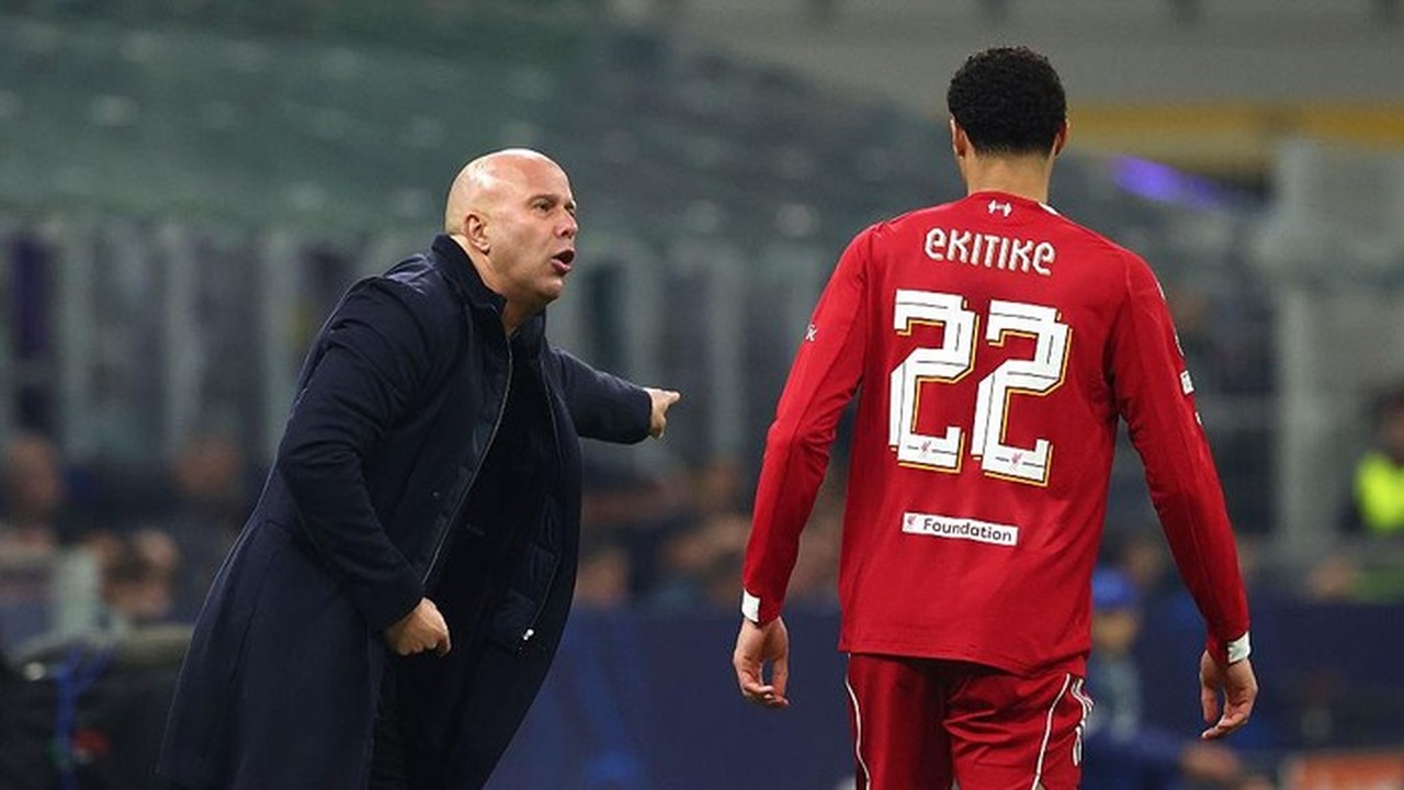 Cedera Hamstring Hugo Ekitike, Liverpool Cemas Jelang Laga Krusial Kontra Arsenal