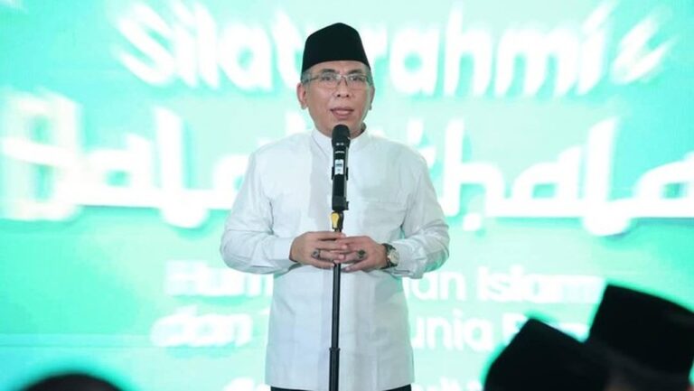 Gus Yahya Tegaskan Tak Terlibat Kasus Kuota Haji yang Menjerat Adiknya, Gus Yaqut Gus Yahya Tegaskan Tak Terlibat Kasus Kuota Haji yang Menjerat Adiknya, Gus Yaqut