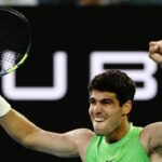 Carlos Alcaraz Tantang Novak Djokovic di Final Australia Open 2026