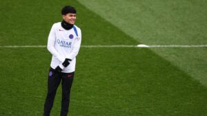 Hansi Flick Kecewa Berat Dro Fernandez Pilih Pindah ke PSG, Sebut Sepak Bola Penuh Kejutan