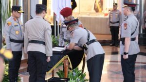 Kapolda Metro Jaya Lantik 6 Kapolres Baru, Termasuk Jaksel dan Tangsel, Tekankan Peningkatan Pelayanan