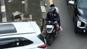 ETLE Drone Patrol Presisi Cibubur: 30 Pelanggar Tak Pakai Helm SNI Terekam