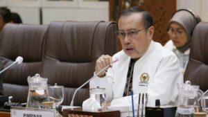 DPR Minta MK Tolak Gugatan UU APBN Terkait Program Makan Bergizi Gratis, Usul UU Khusus
