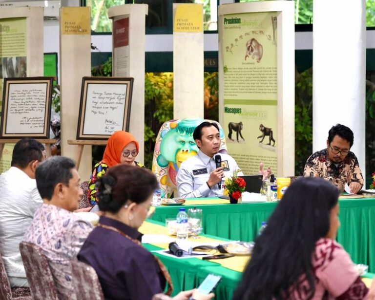 Hari Primata 2026: Ibas Serukan Pelestarian Ekosistem dan Ancaman Kepunahan Primata Langka Hari Primata 2026: Ibas Serukan Pelestarian Ekosistem dan Ancaman Kepunahan Primata Langka