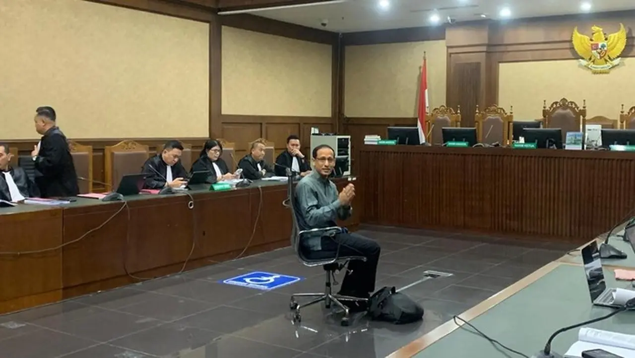 Nadiem Makarim Menghadapi Sidang Dakwaan Kasus Chromebook. (mulia/detikcom)
