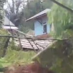 Tembok Penahan Tanah di Lebak Ambruk Akibat Hujan Deras, Satu Rumah Rusak Parah