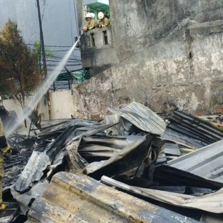 Bedeng di Grogol Petamburan Terbakar, Pekerja Bangunan Terbangun Karena Hawa Panas
