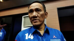 Andi Arief Sambut Permohonan Maaf Akun Medsos Terkait Isu Ijazah Jokowi, Tunggu yang Lain