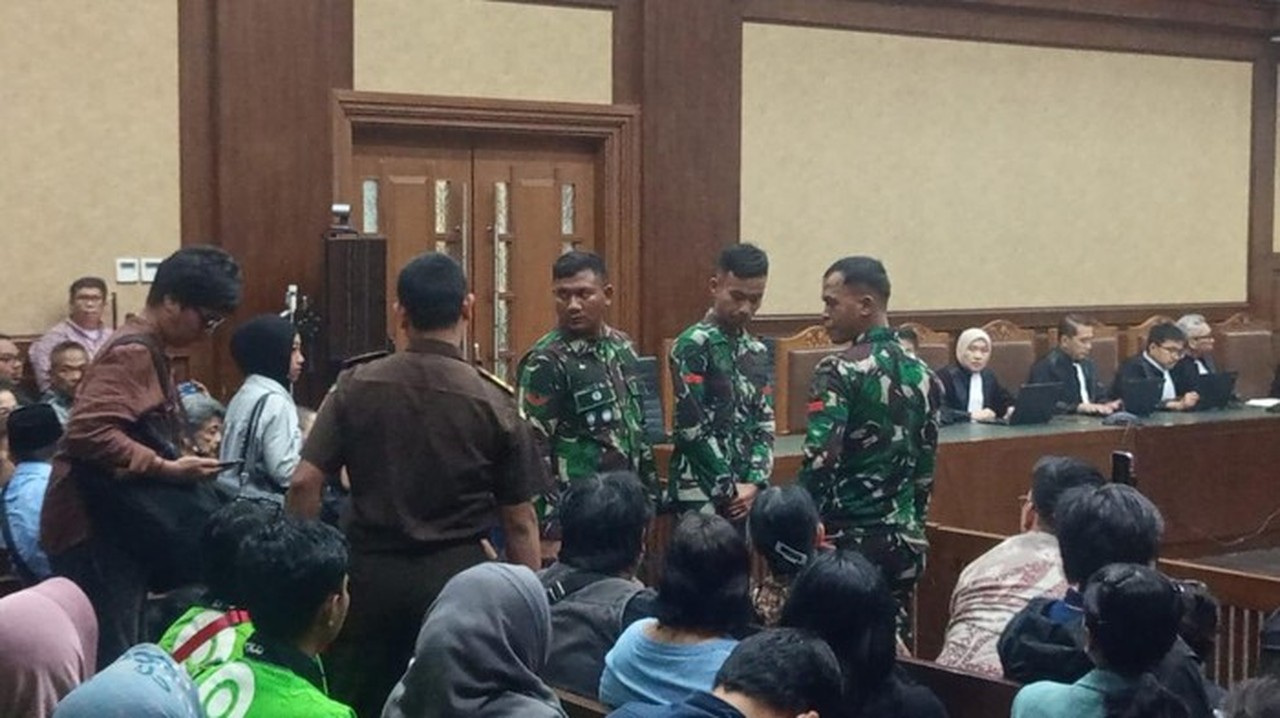 Hakim Tegur Prajurit TNI di Sidang Nadiem Makarim: ‘Ini TNI dari Mana Ya?’