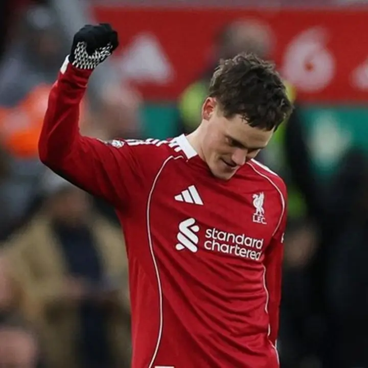 Mark Schwarzer Sarankan Arne Slot Maksimalkan Florian Wirtz untuk Liverpool