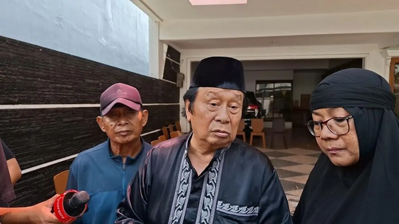 Mansyur S Berduka Istri Meninggal Dunia. Foto: Febryantino/detikcom