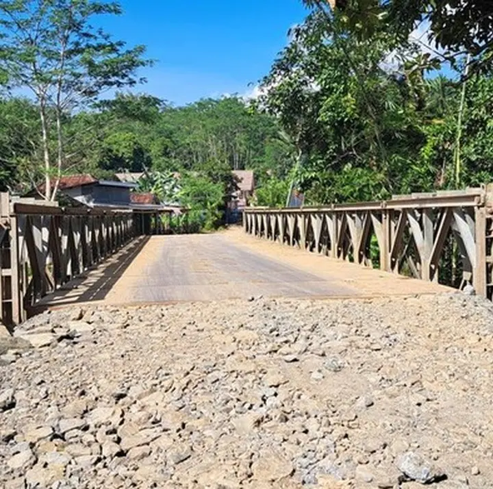 Jembatan Darurat Dibangun di Pandeglang Pasca-Ambruk, Akses Tiga Kampung Kembali Terhubung