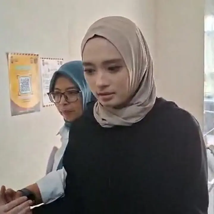Inara Rusli Ajukan Damai Kasus Dugaan Zina, Polisi Tunggu Surat Pencabutan Laporan