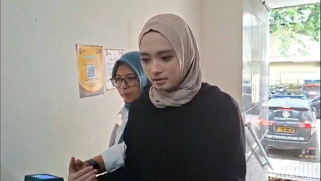Inara Rusli Ajukan Damai Kasus Dugaan Zina, Polisi Tunggu Surat Pencabutan Laporan