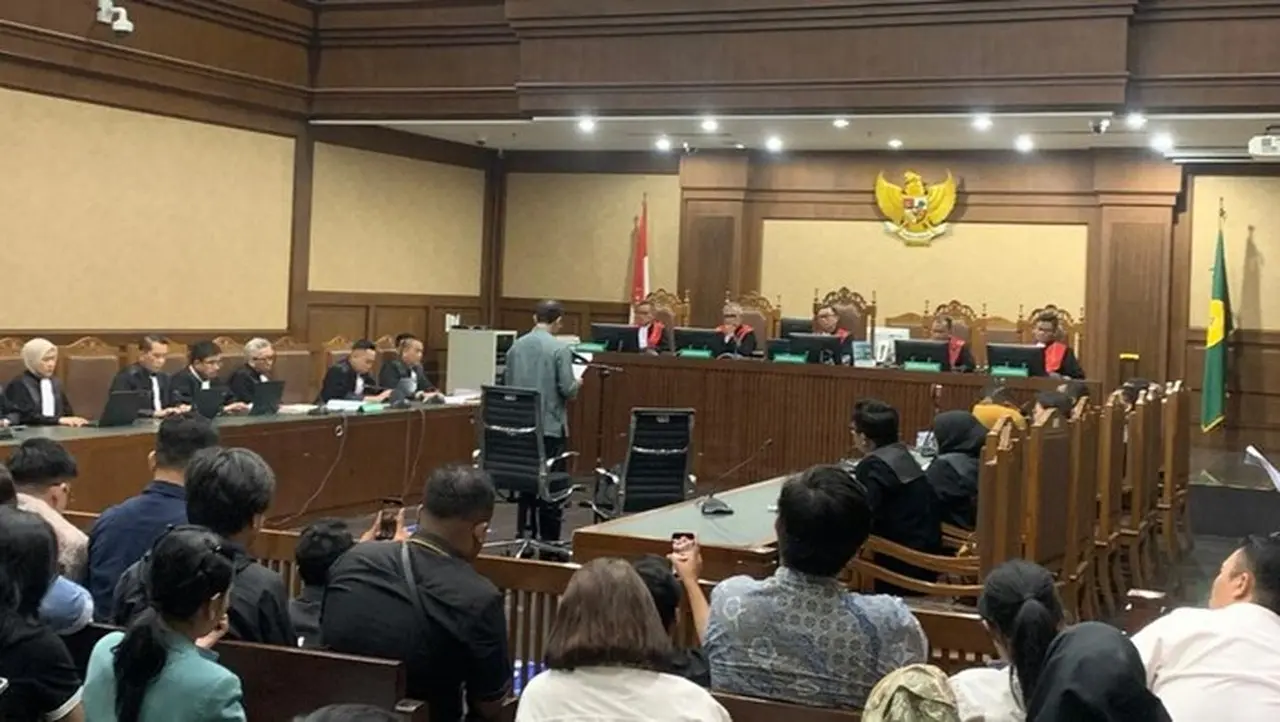 Nadiem Bacakan Eksepsi Di Pengadilan Tipikor Jakarta (mulia/detikcom)