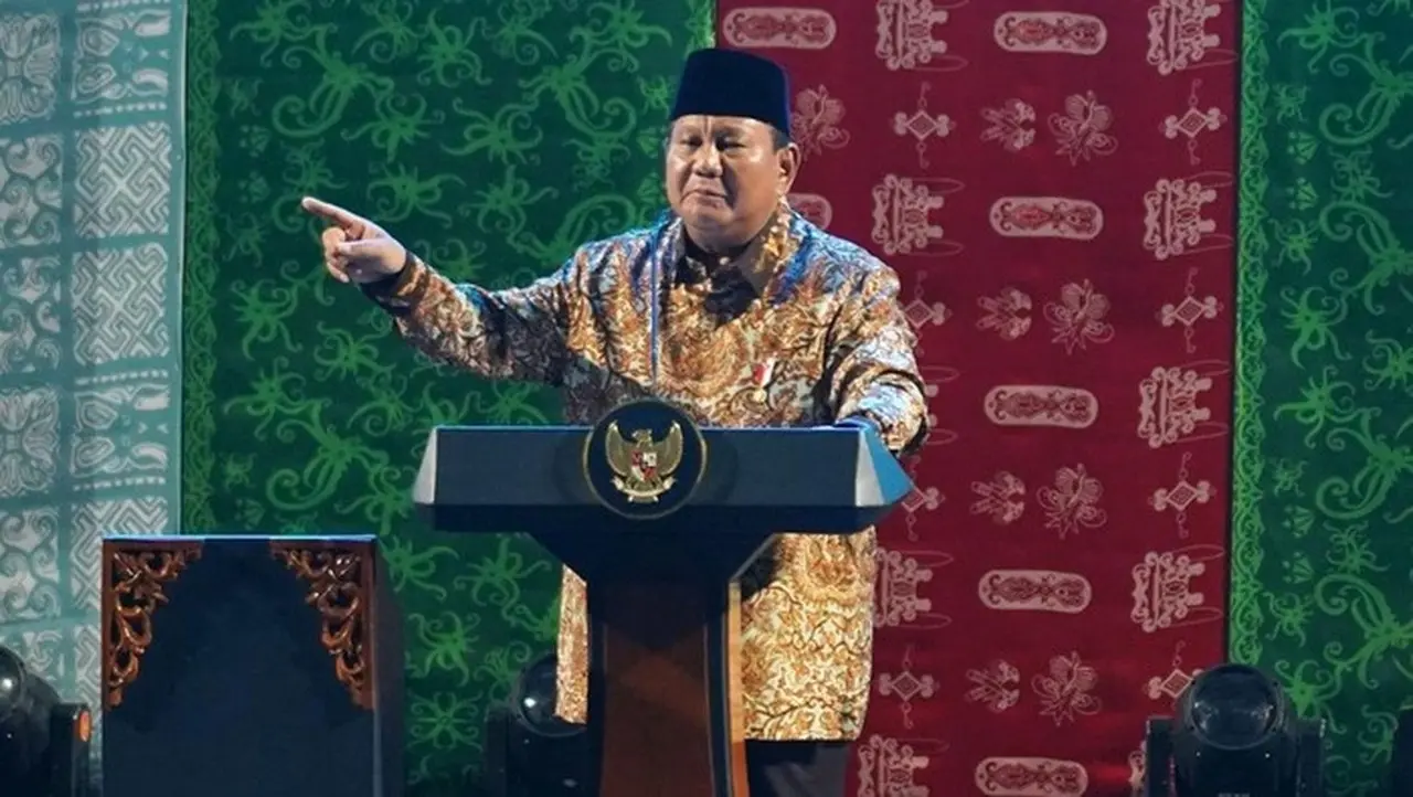 Presiden Prabowo Subianto Memberikan Arahan Saat Menghadiri Perayaan Natal Nasional 2025 Di Tenis Indoor Senayan, Jakarta, Senin (5/1/2026). (antara Foto/hafidz Mubarak A)